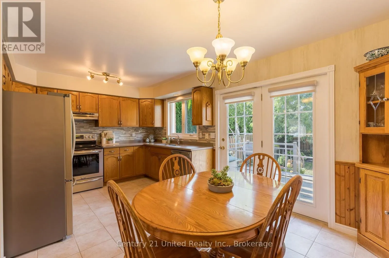 1441 HETHERINGTON DRIVE