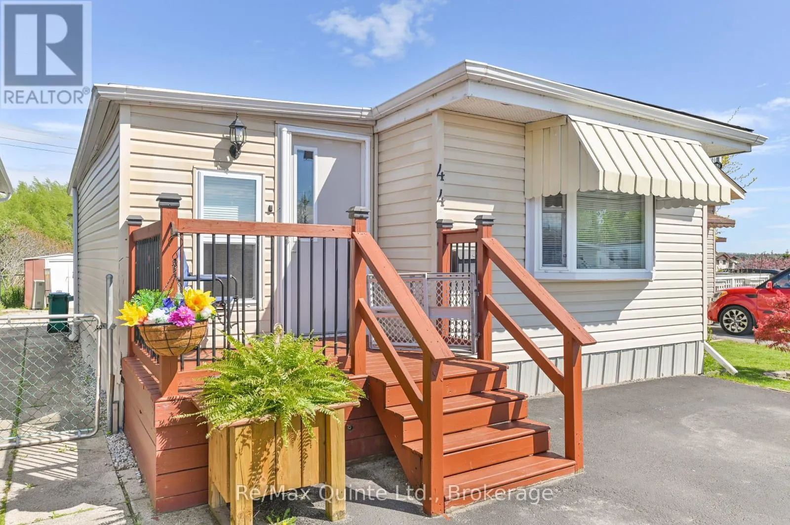 44 - 311 DUNDAS STREET #44