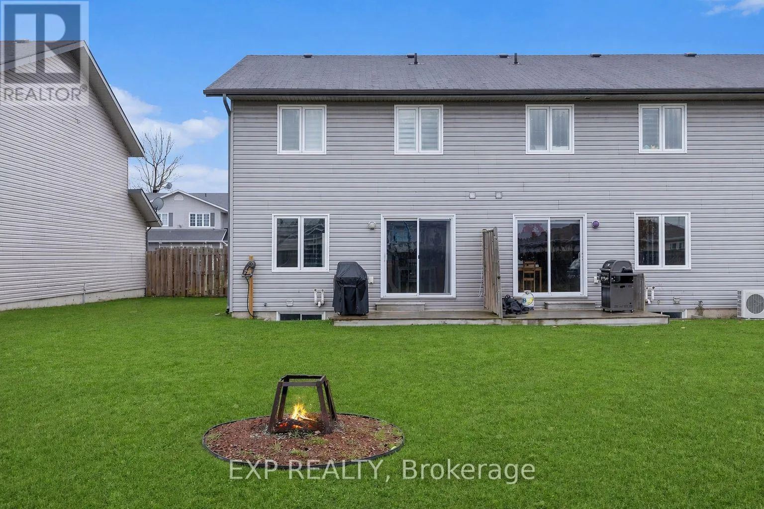 2086 SANDSTONE CRESCENT