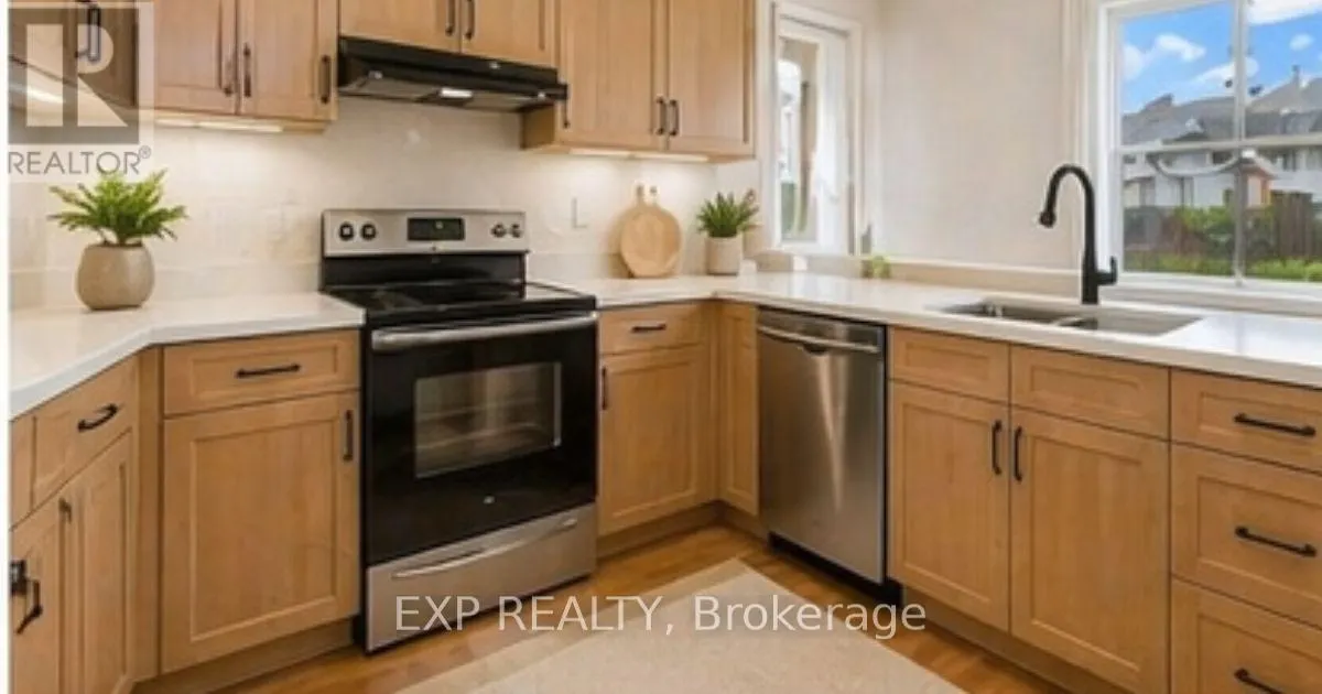 2086 SANDSTONE CRESCENT