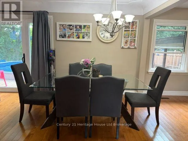 31 PARKWOOD DRIVE