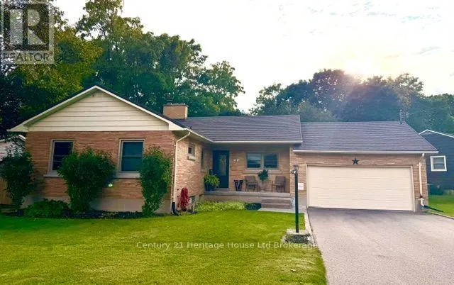 31 PARKWOOD DRIVE