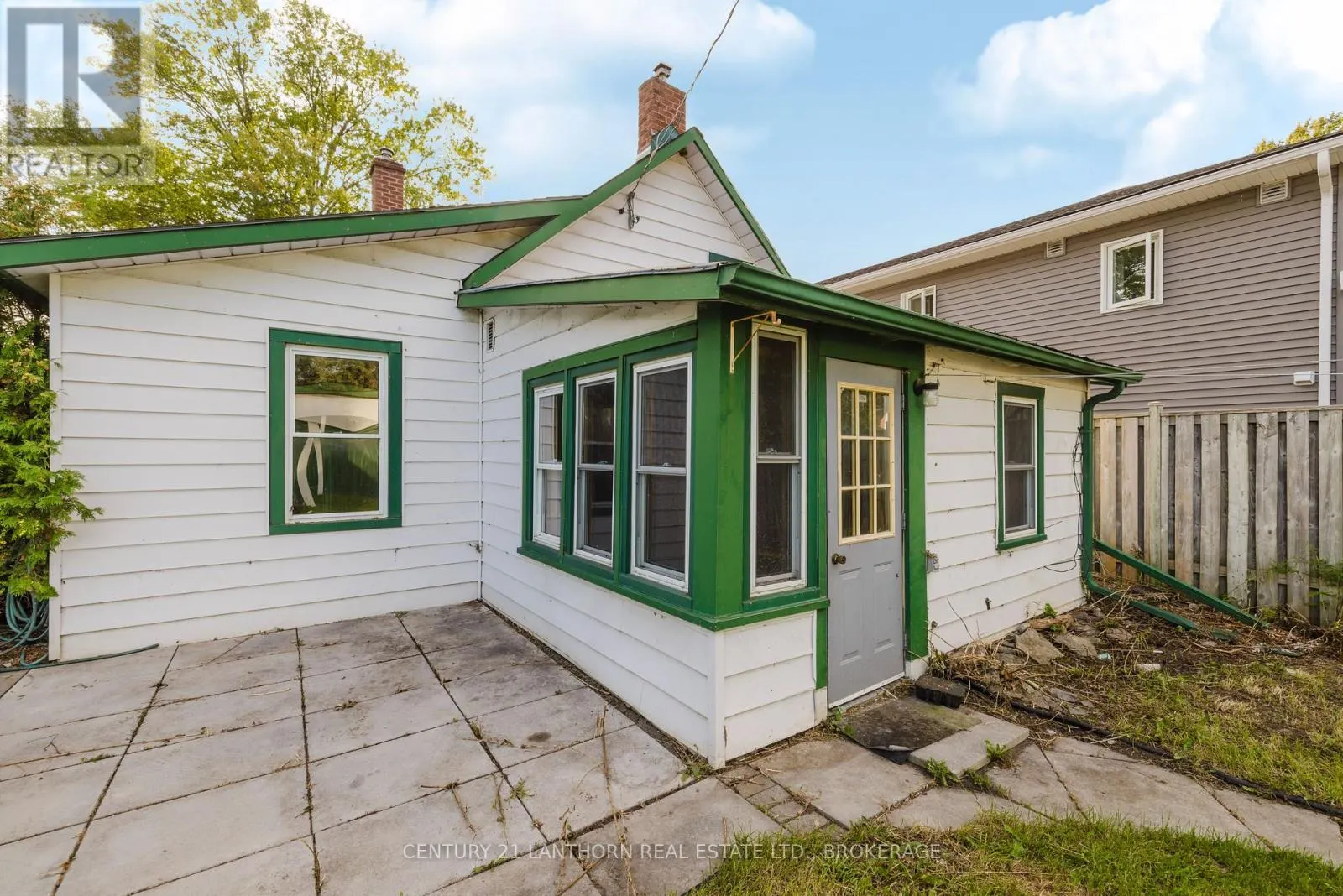 64 GREEN STREET