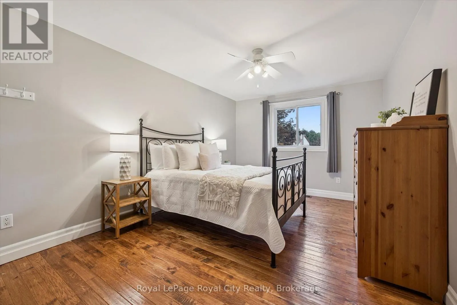 32 THORNHILL DRIVE