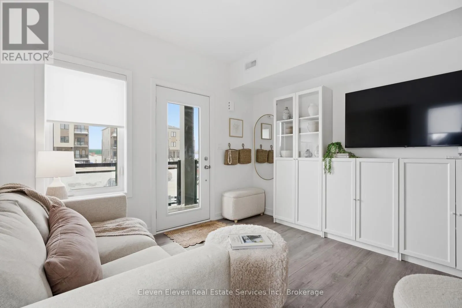 55 - 331 CLAIR ROAD E