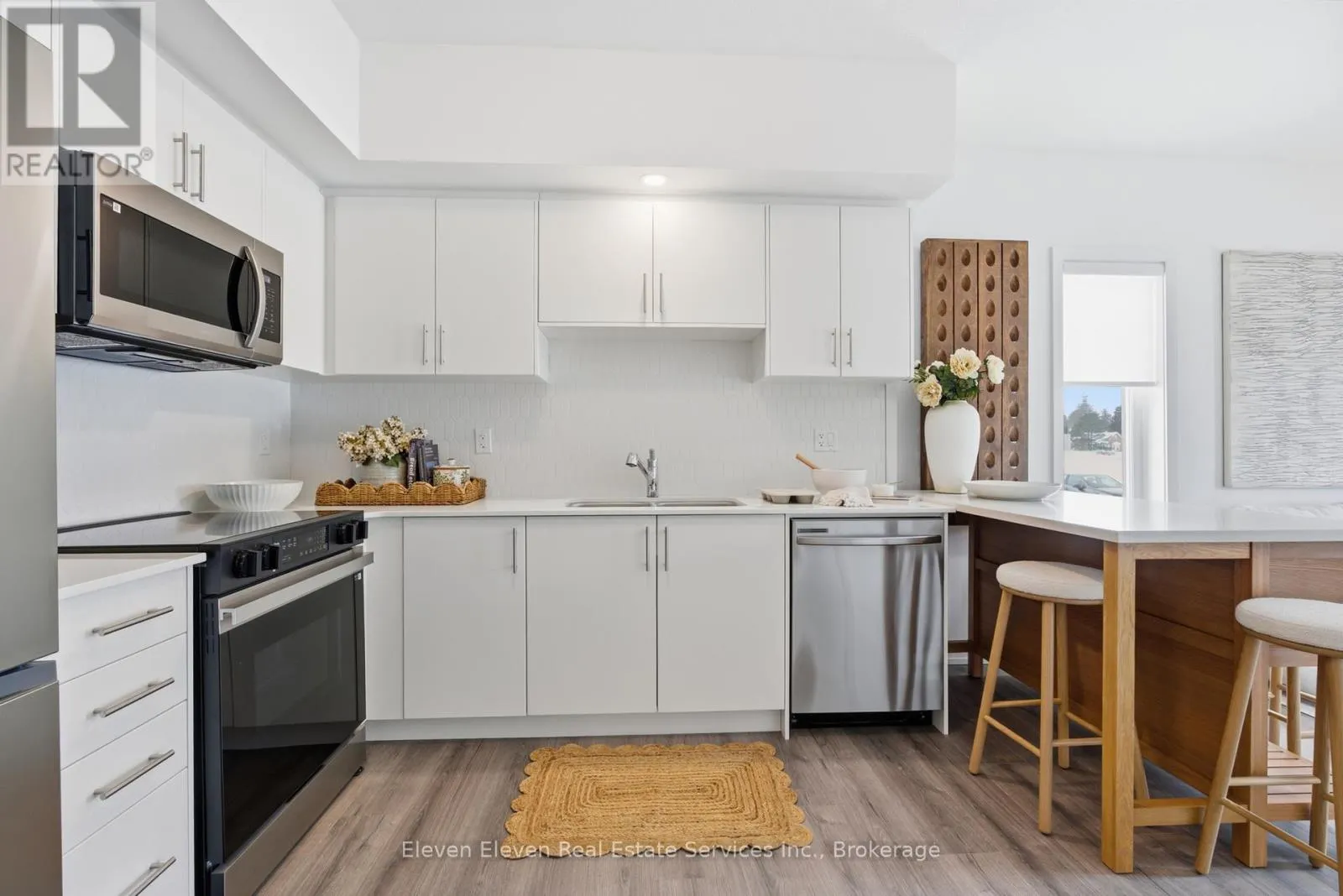 55 - 331 CLAIR ROAD E