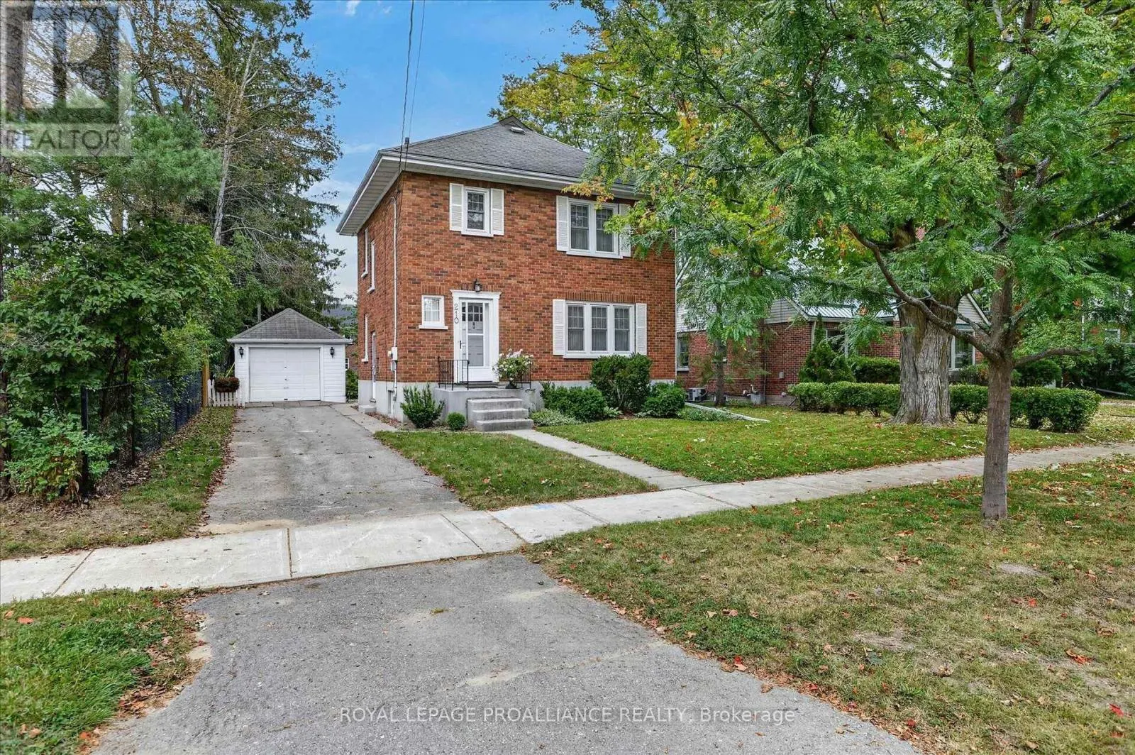 210 ABERDEEN AVENUE