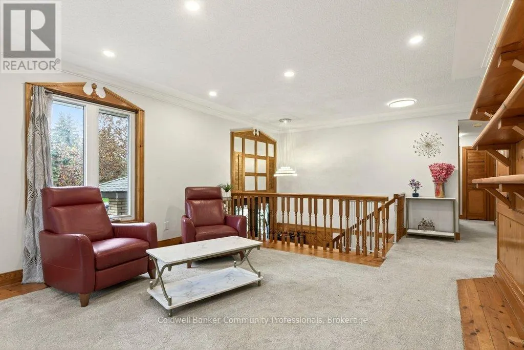 20 HARTFIELD DRIVE