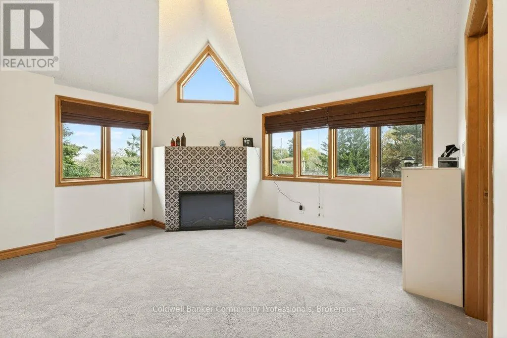 20 HARTFIELD DRIVE