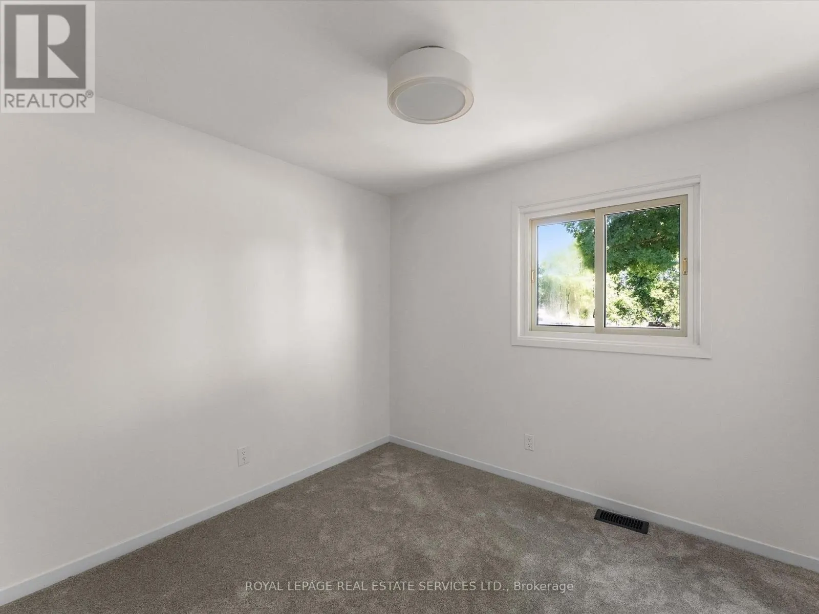 272 TAYLOR ROAD