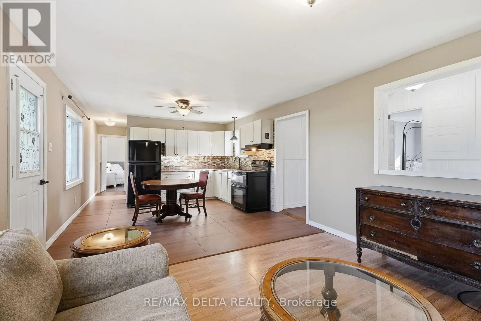 3137 UNION STREET