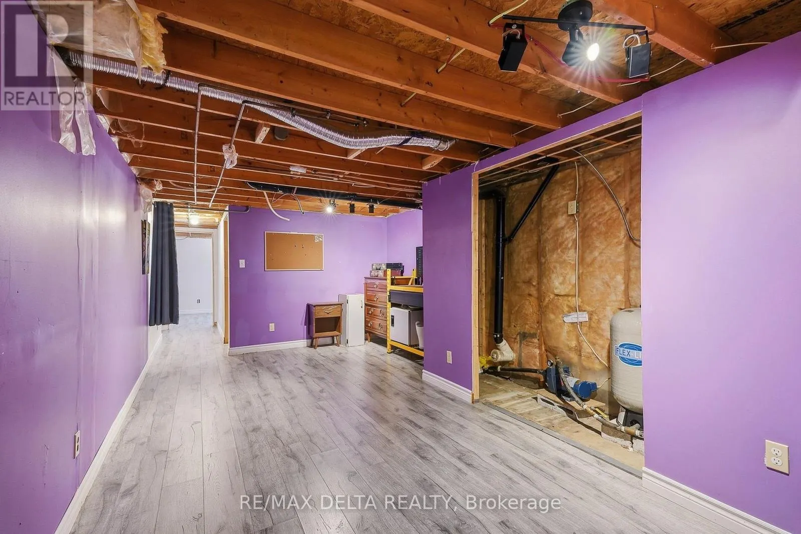 3137 UNION STREET