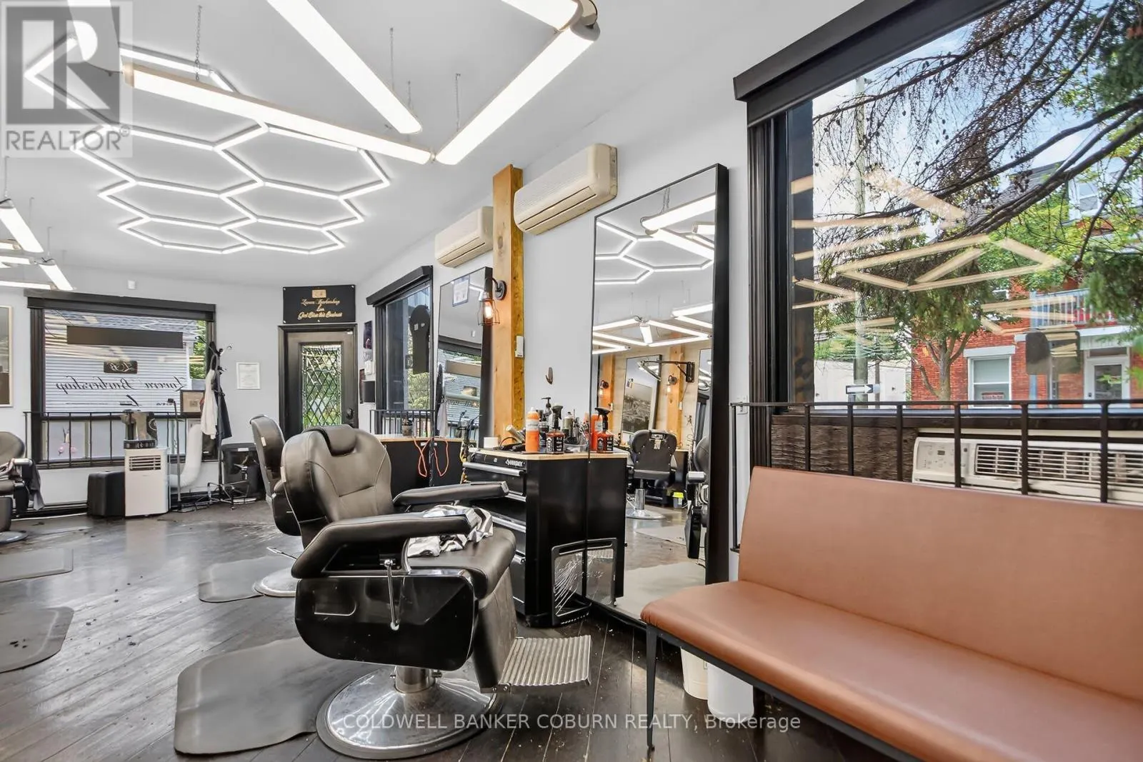 698 COOPER STREET