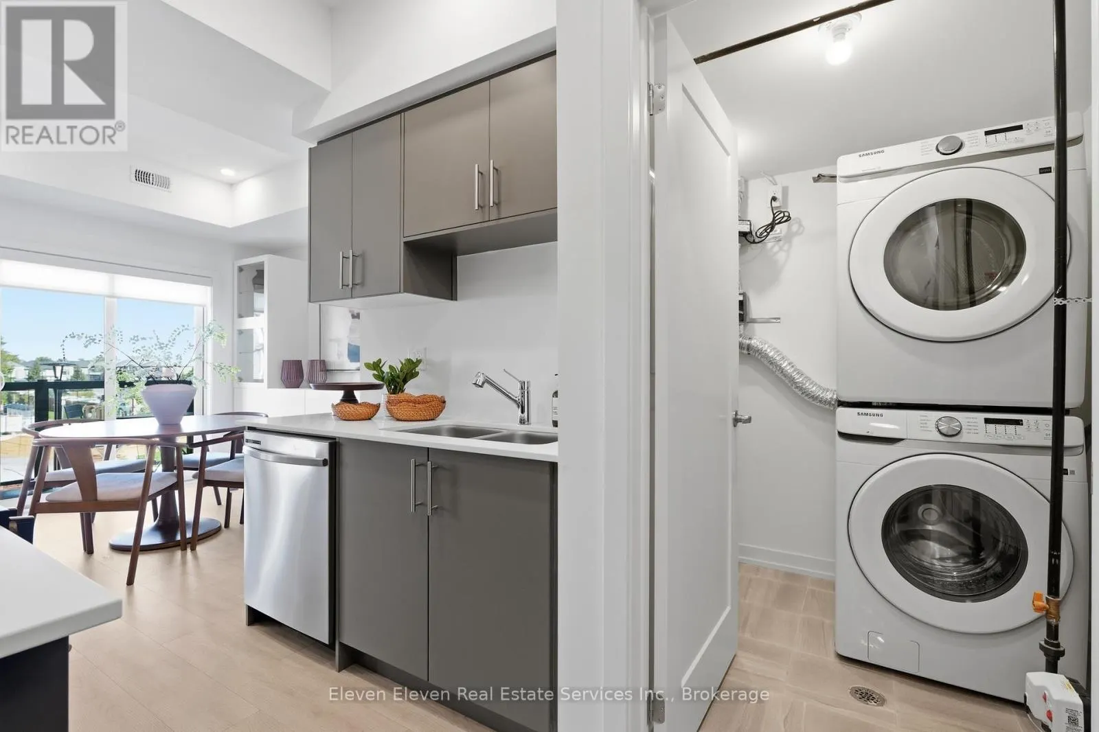 54 - 331 CLAIR ROAD E