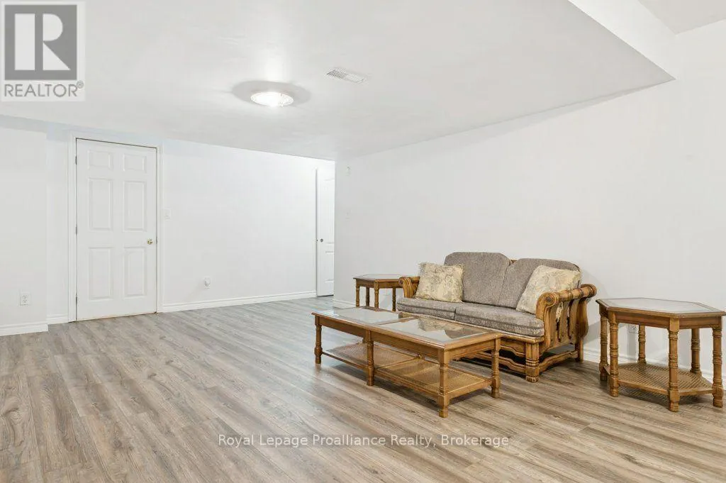 36 HEARTWOOD DRIVE