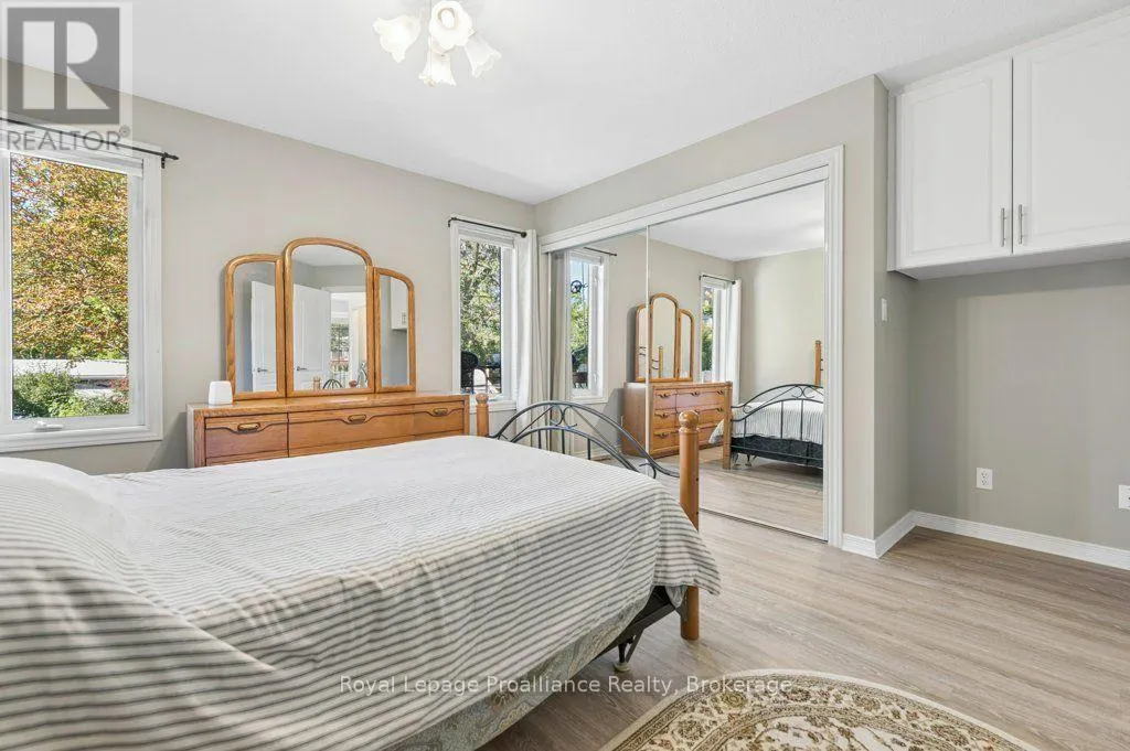 36 HEARTWOOD DRIVE