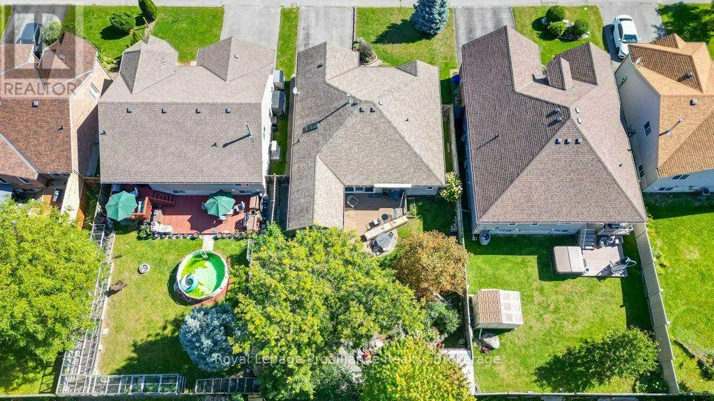 36 HEARTWOOD DRIVE