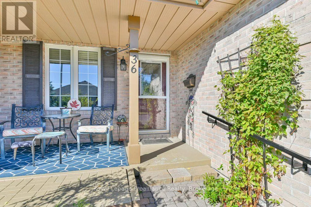 36 HEARTWOOD DRIVE