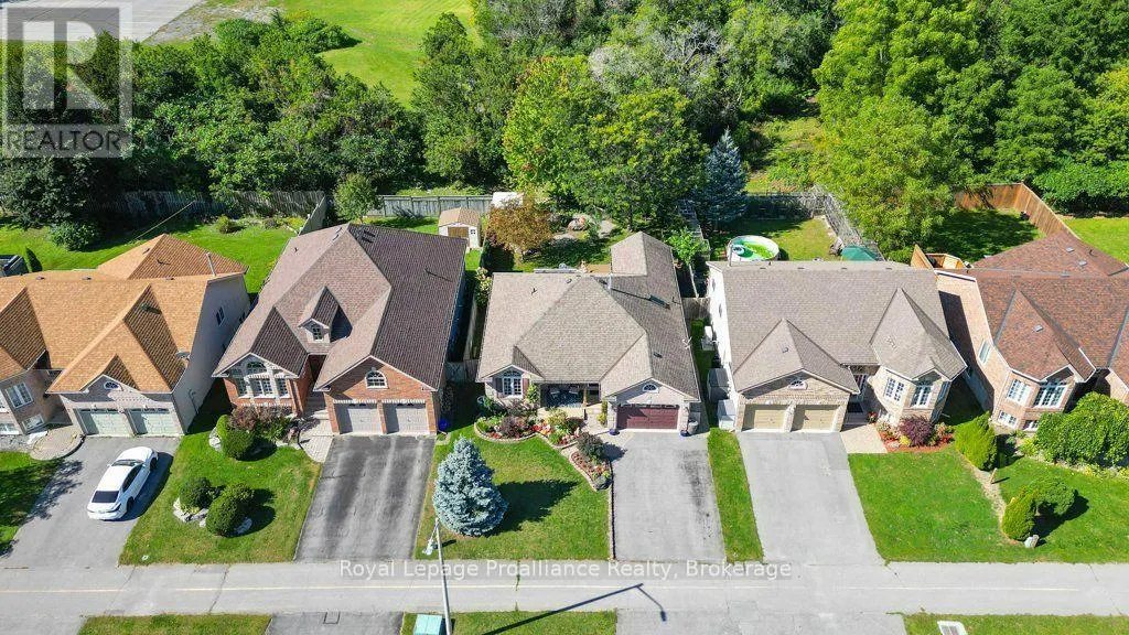 36 HEARTWOOD DRIVE