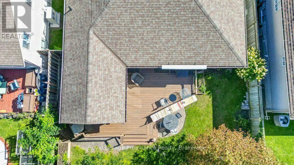 36 HEARTWOOD DRIVE