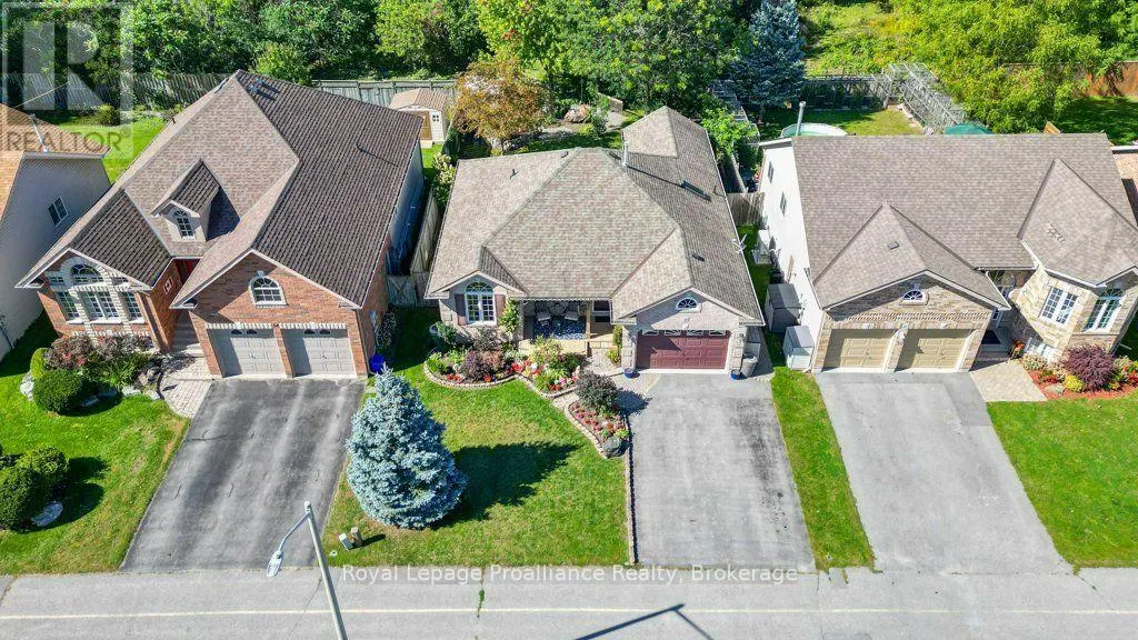36 HEARTWOOD DRIVE