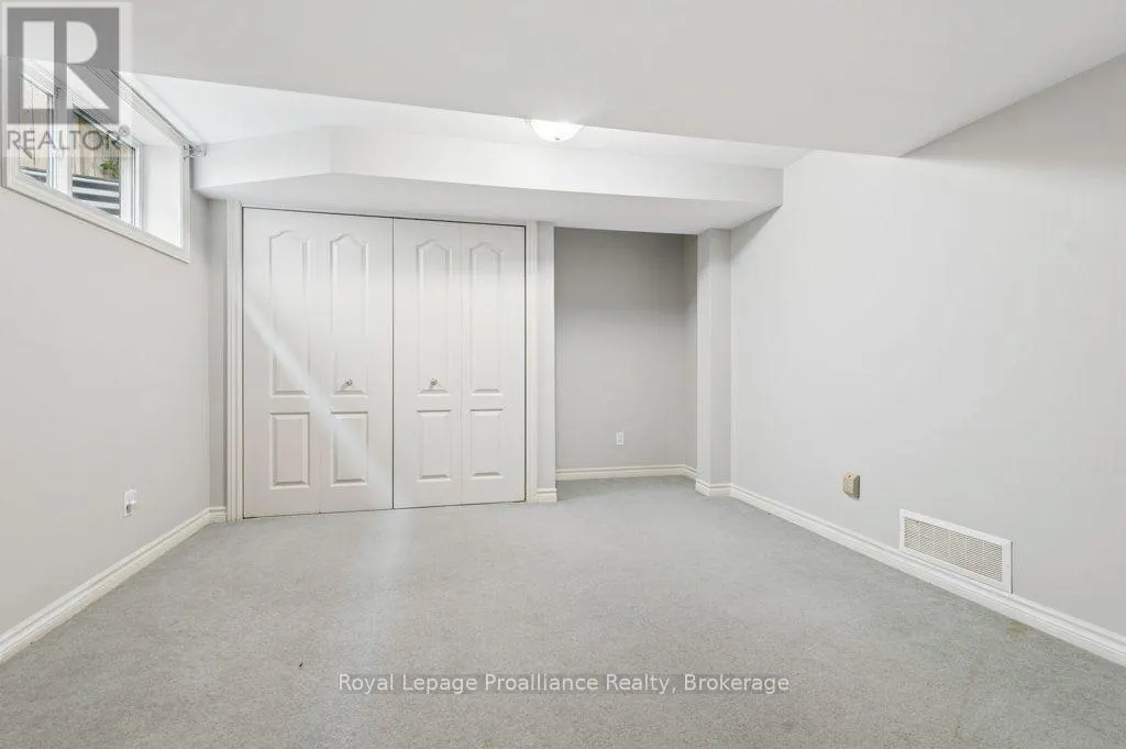 36 HEARTWOOD DRIVE