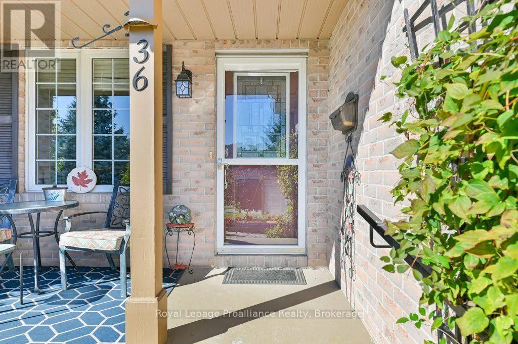 36 HEARTWOOD DRIVE