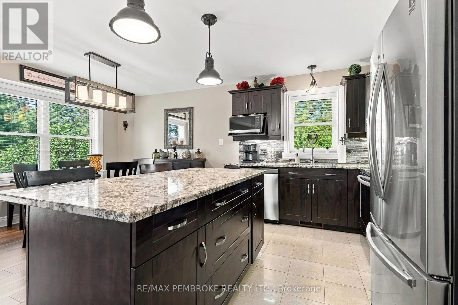 221 ORIOLE CRESCENT