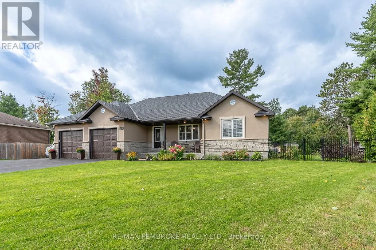 221 ORIOLE CRESCENT