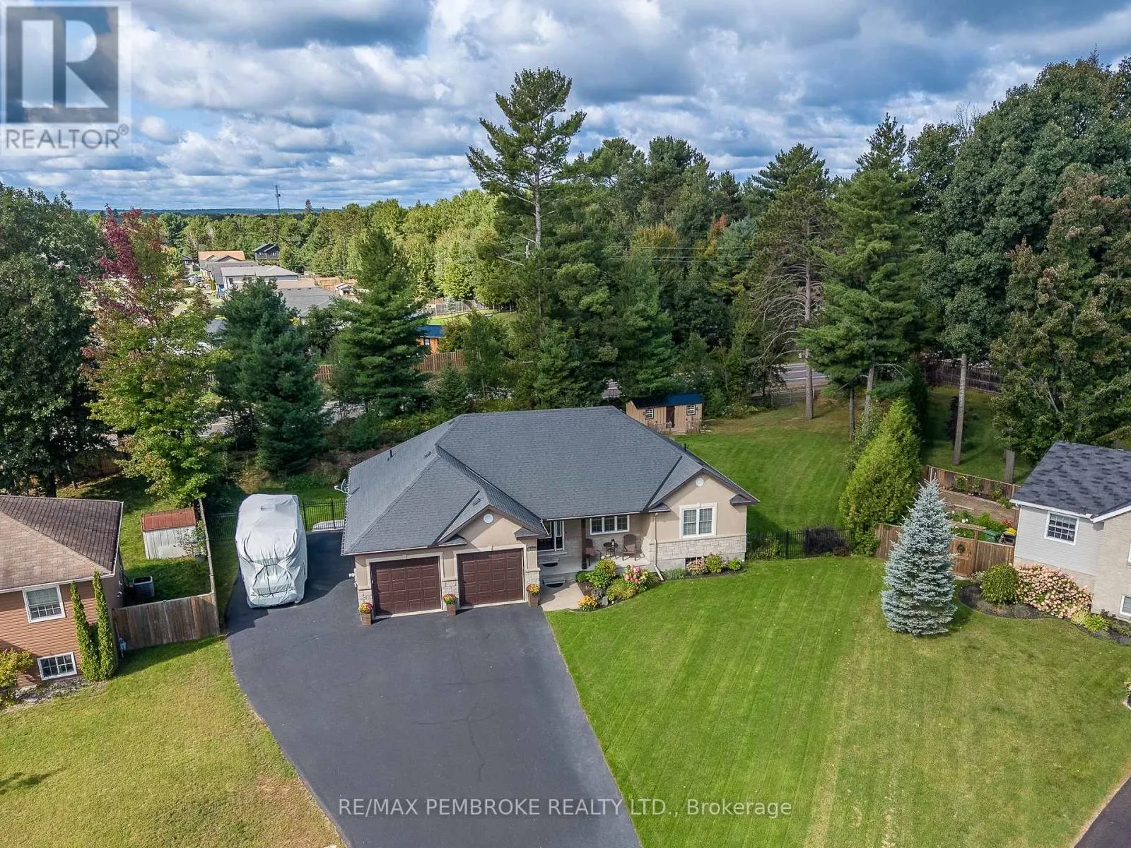 221 ORIOLE CRESCENT