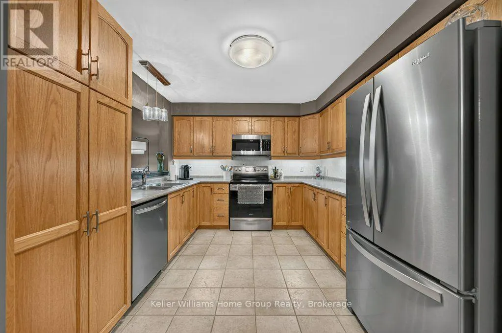 19 PEGLAR CRESCENT
