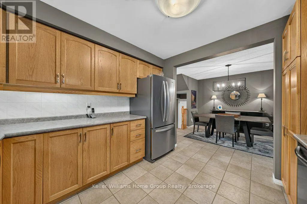 19 PEGLAR CRESCENT