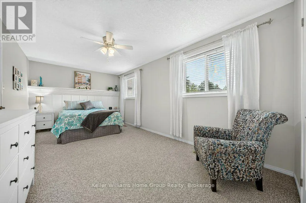19 PEGLAR CRESCENT