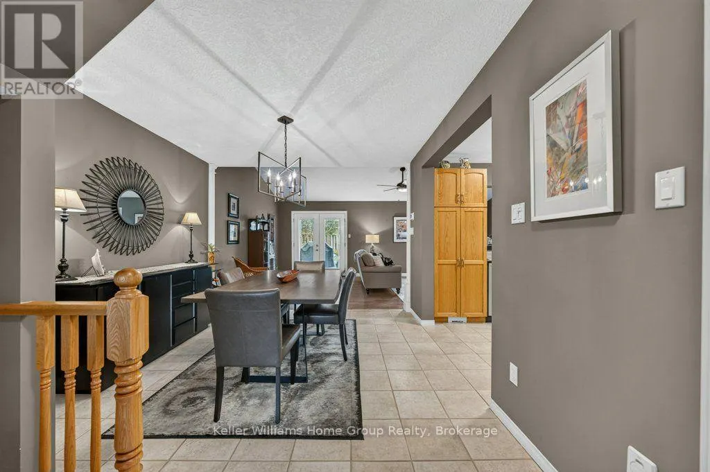 19 PEGLAR CRESCENT