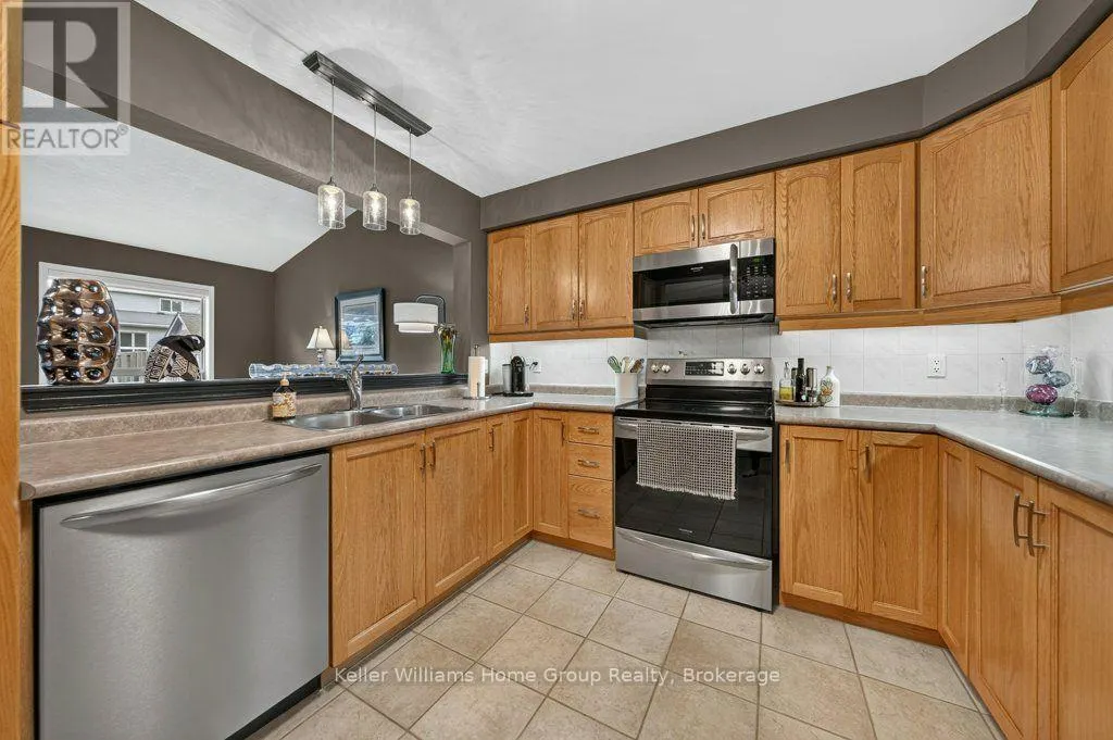 19 PEGLAR CRESCENT