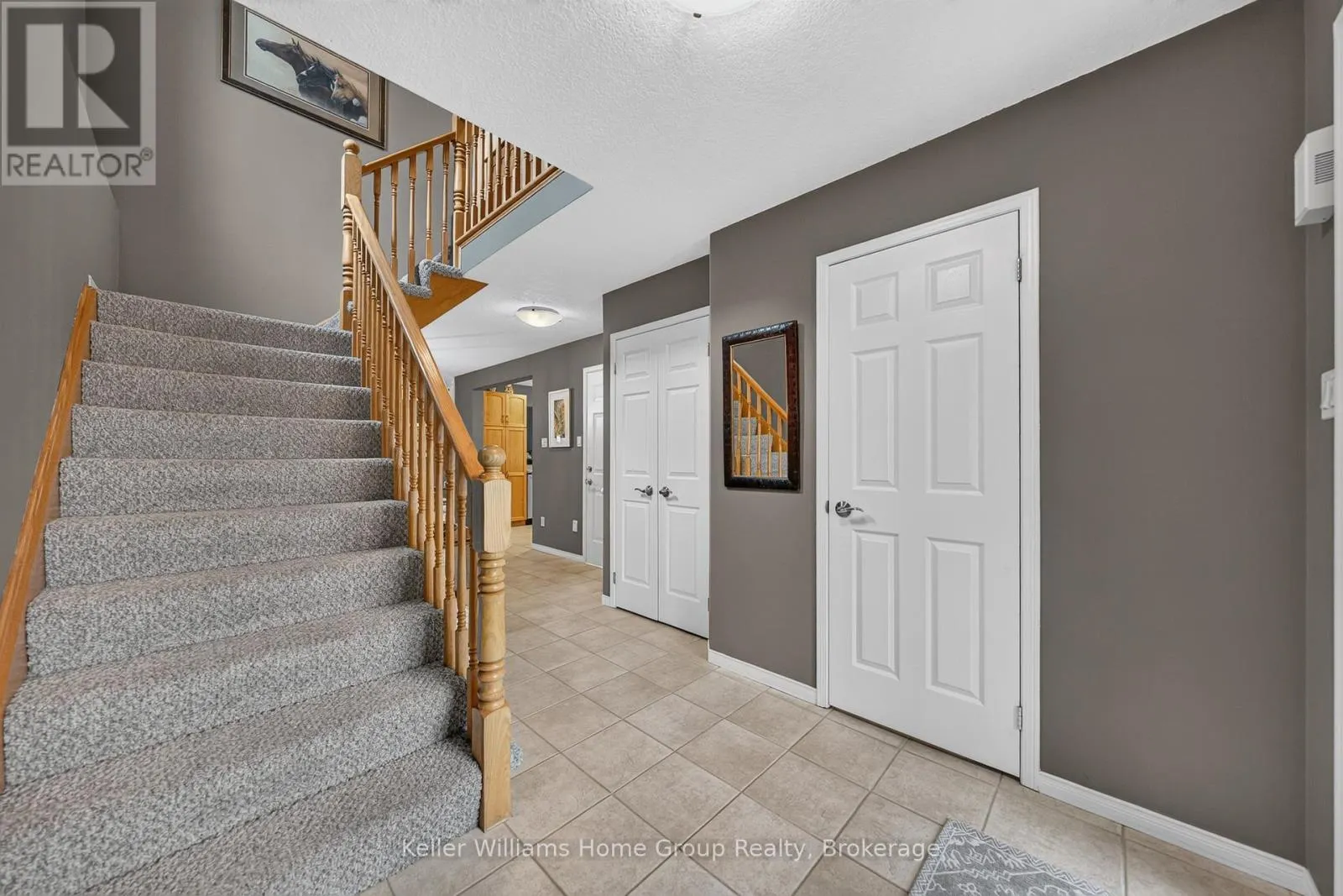 19 PEGLAR CRESCENT