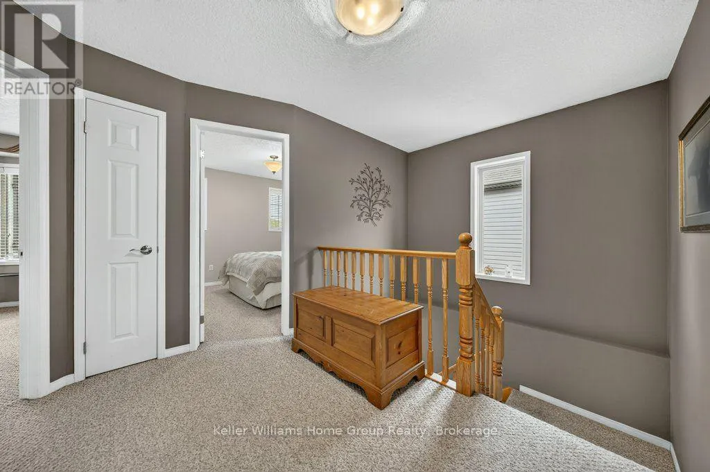 19 PEGLAR CRESCENT