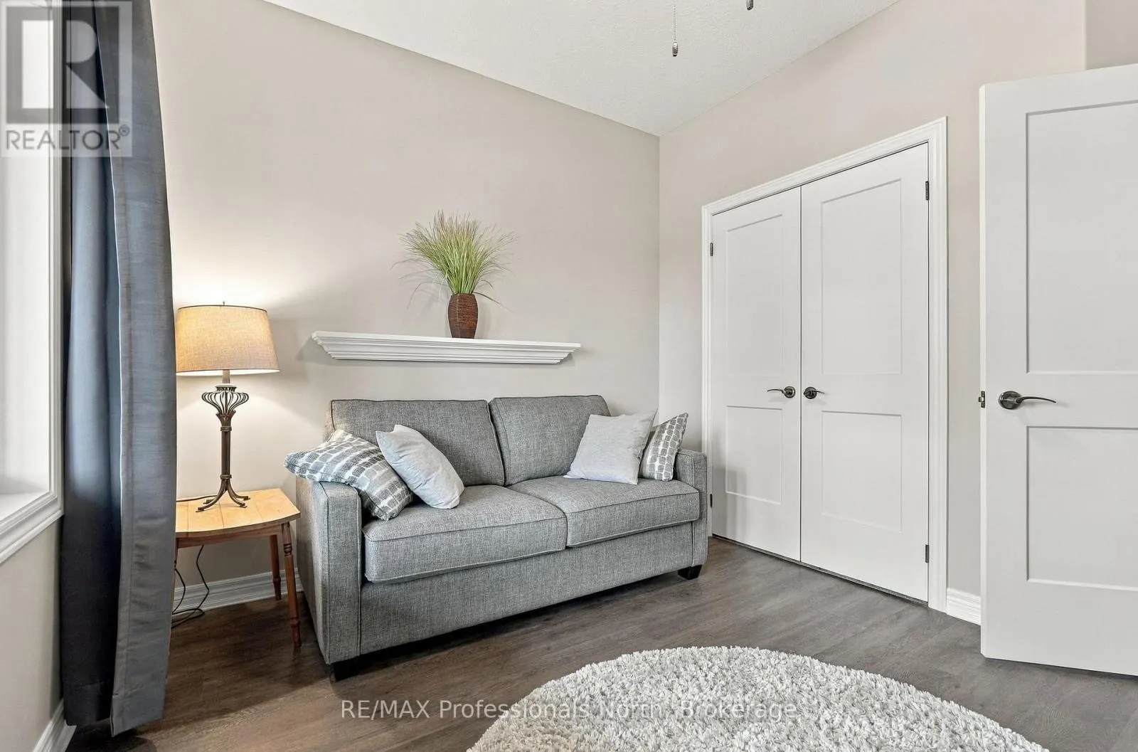19 SELKIRK DRIVE