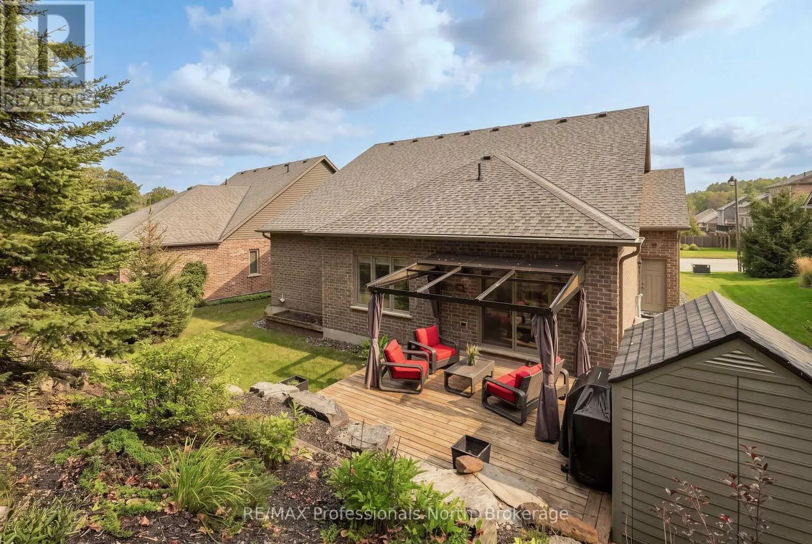 19 SELKIRK DRIVE