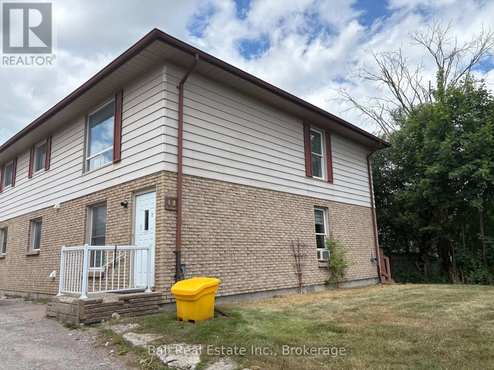 2 - 48 ANNE STREET #2
