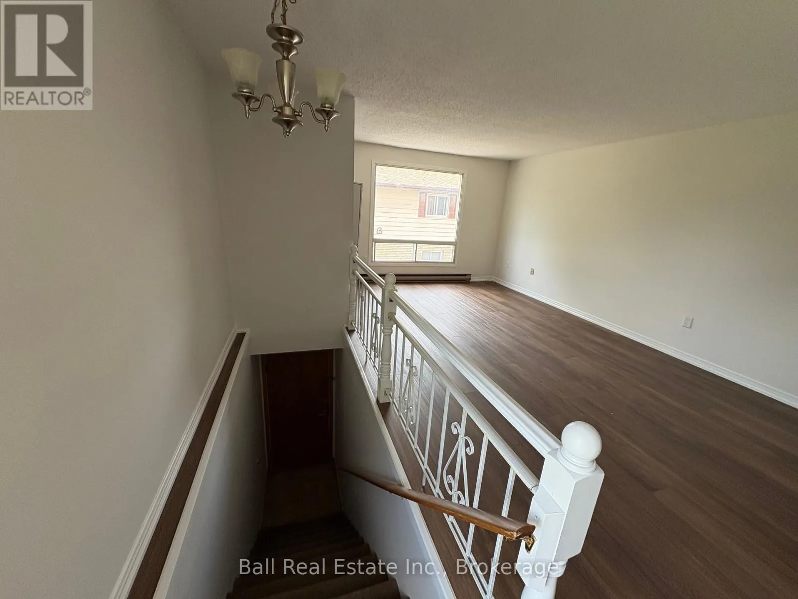 2 - 48 ANNE STREET #2
