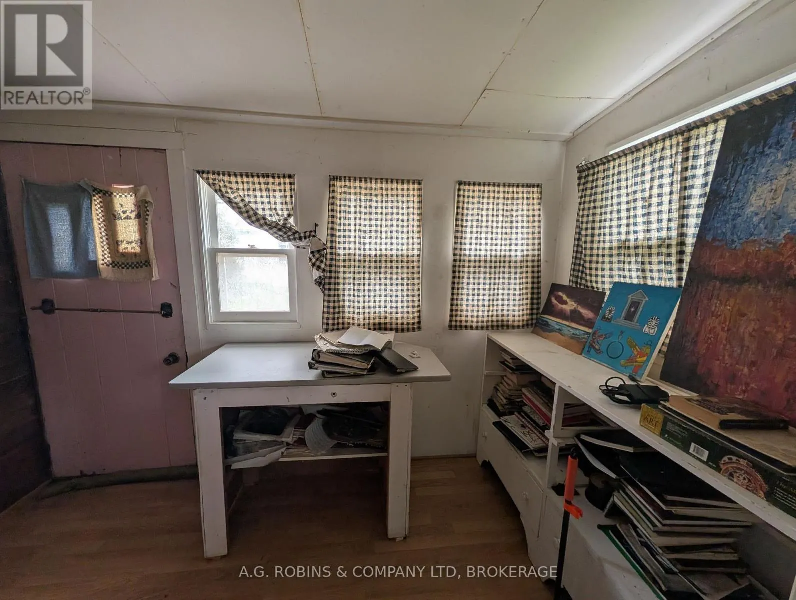 12040 LAKESHORE ROAD