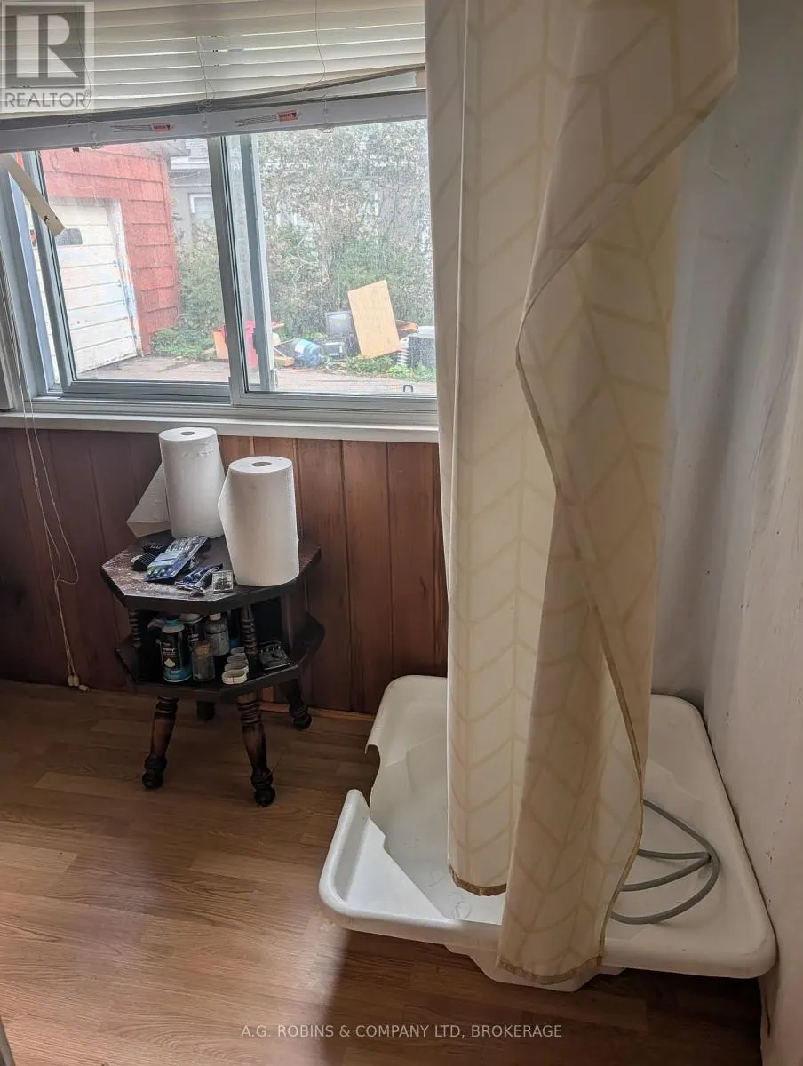 12040 LAKESHORE ROAD