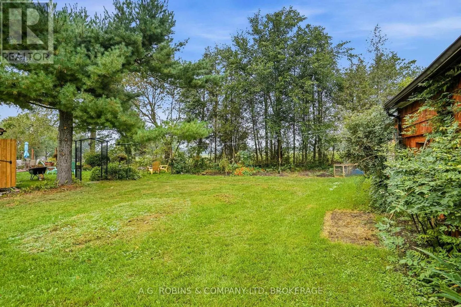 12040 LAKESHORE ROAD