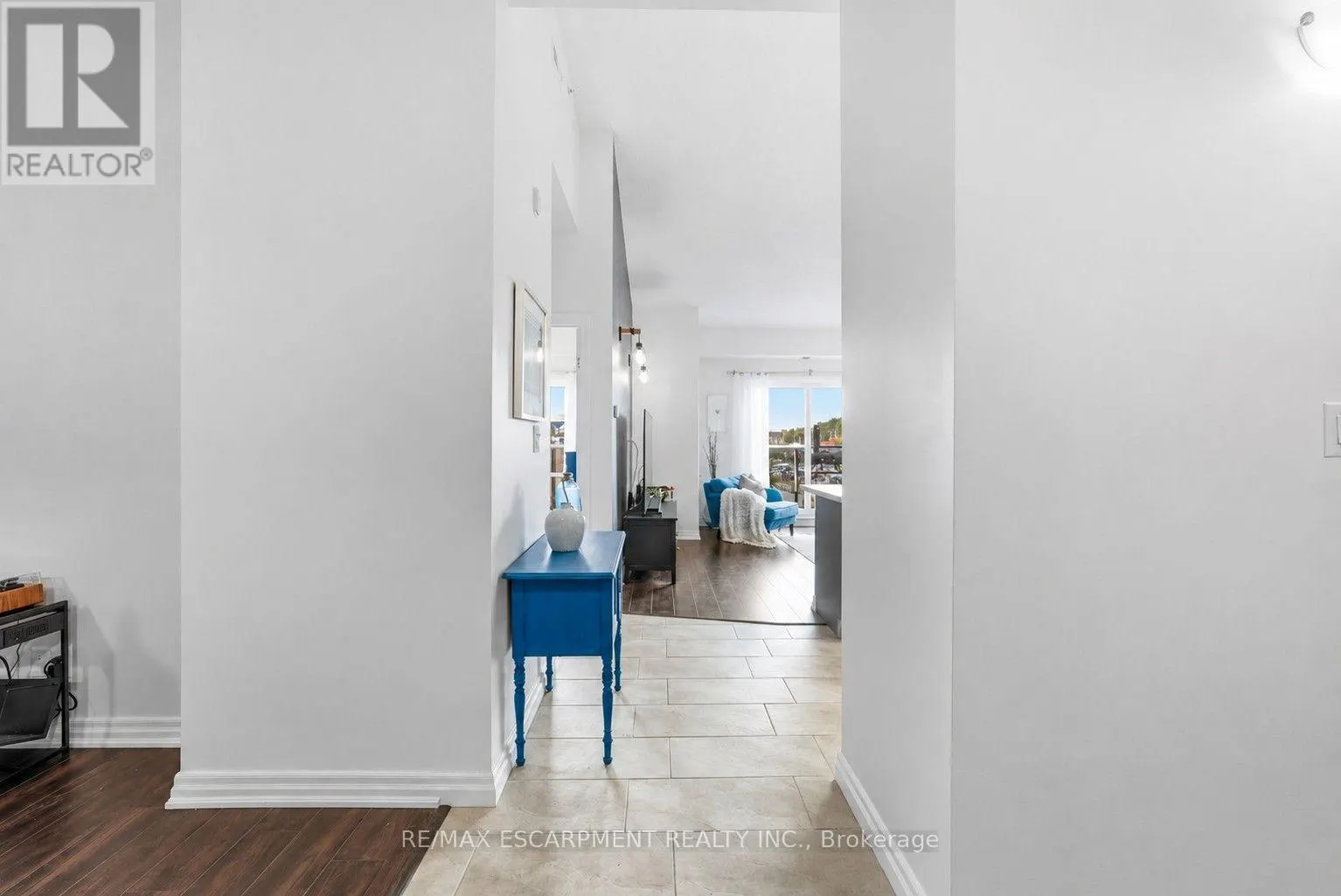 321 - 170 ROCKHAVEN LANE