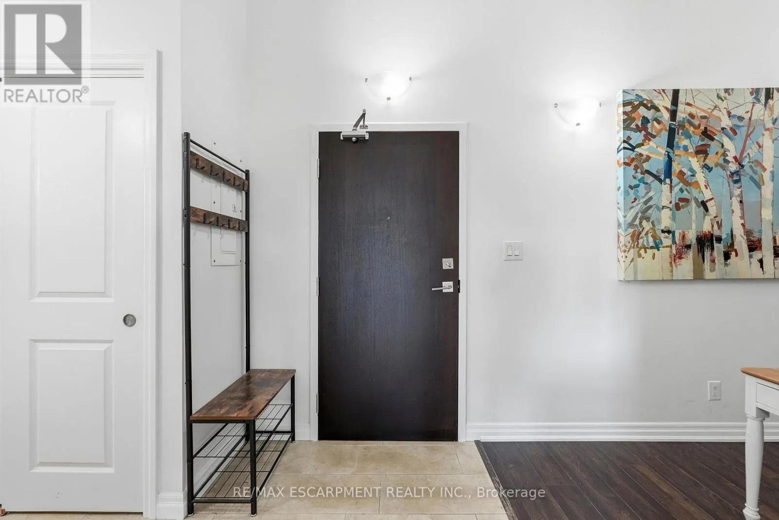 321 - 170 ROCKHAVEN LANE