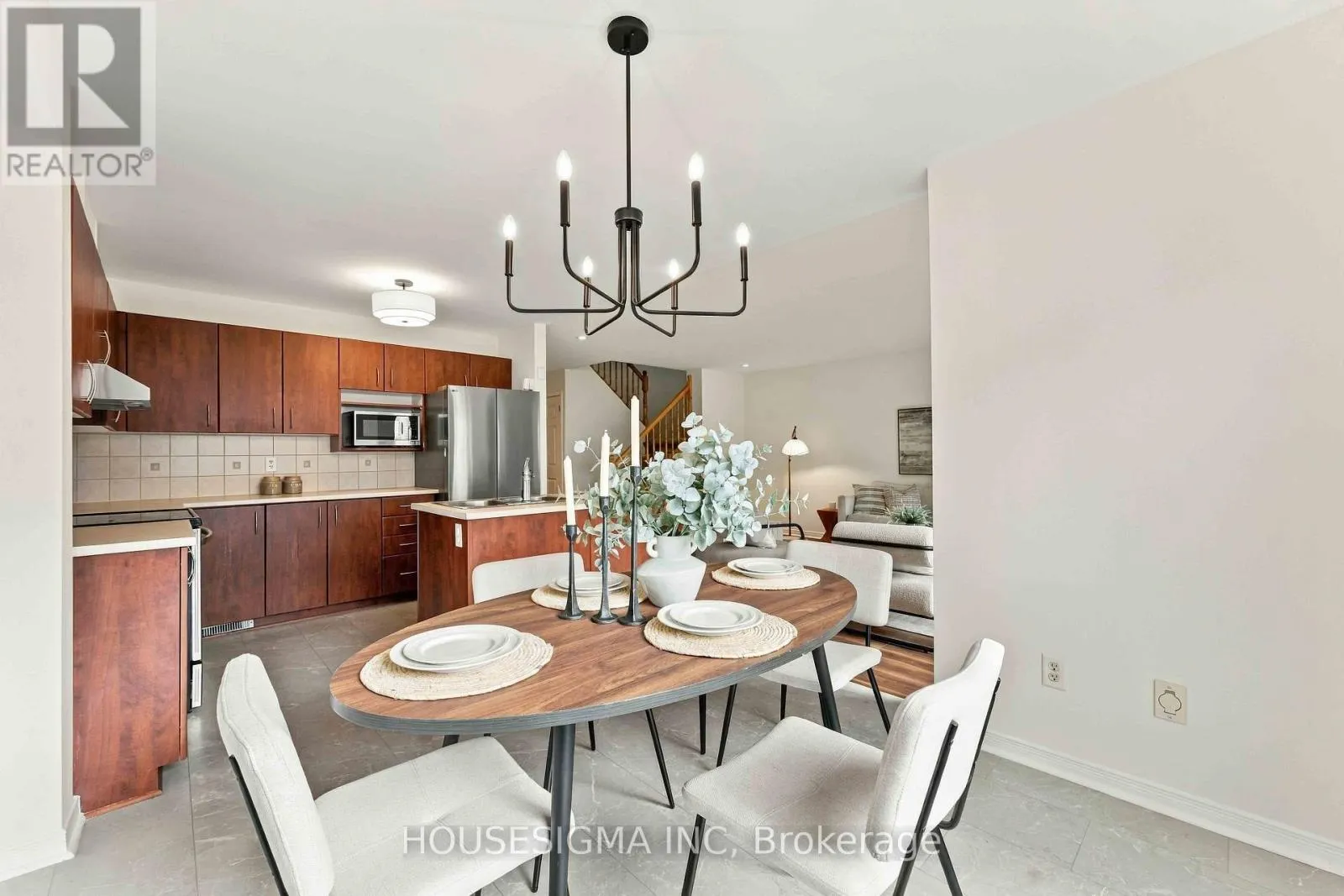 368 BRECKENRIDGE CRESCENT