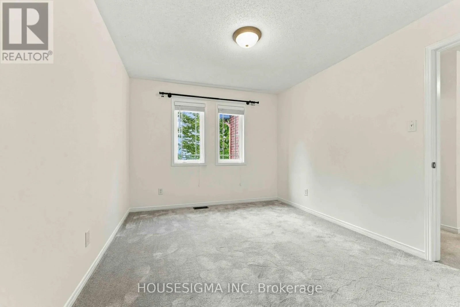 368 BRECKENRIDGE CRESCENT