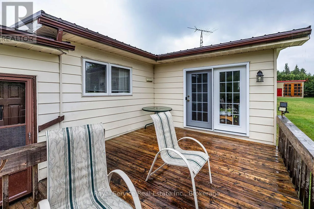 16 VISTA DRIVE