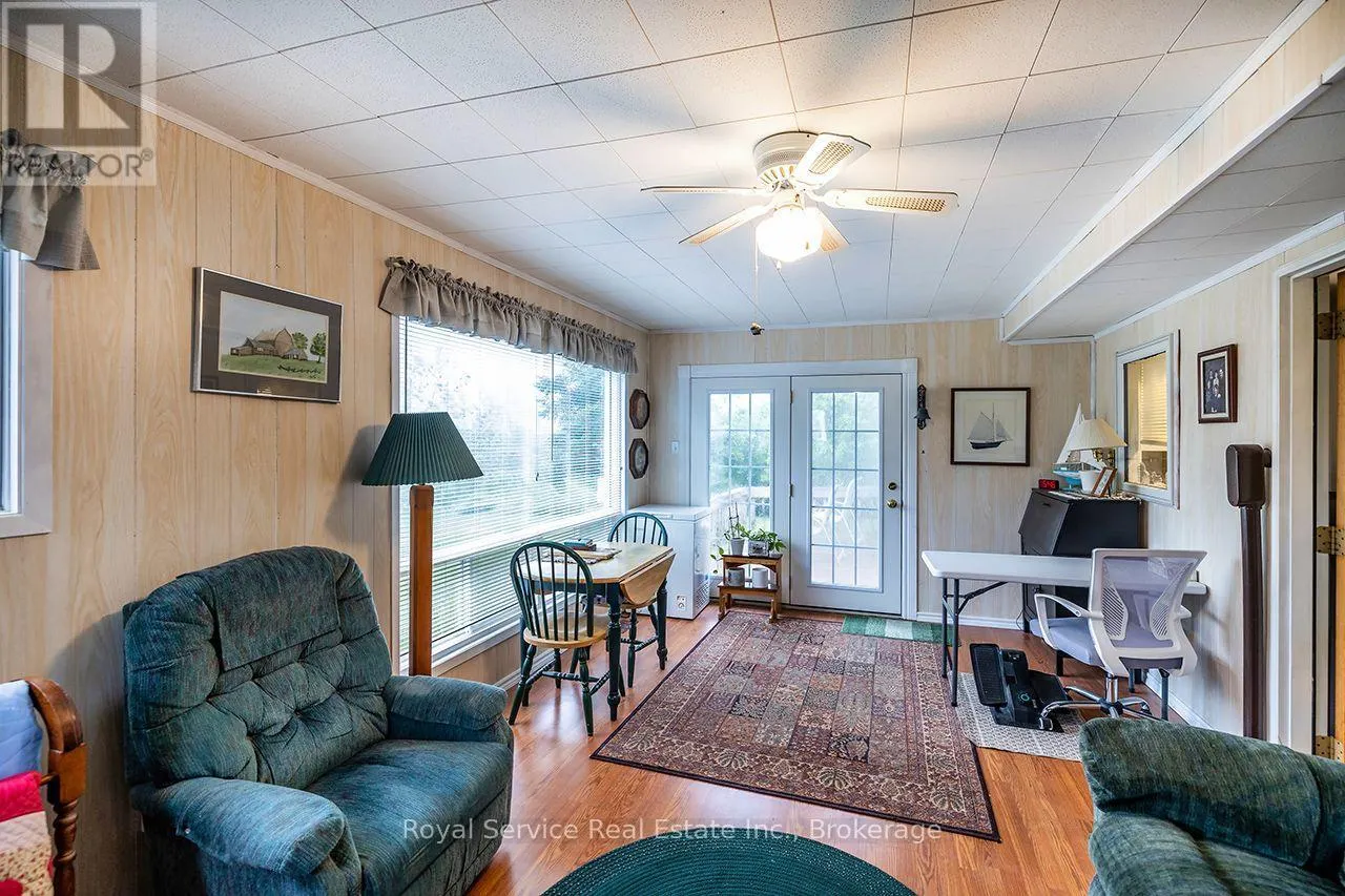 16 VISTA DRIVE